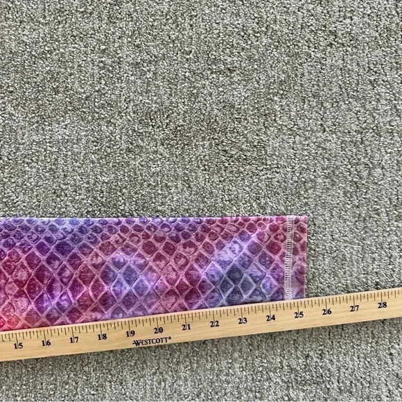 Terez Pink Python Hi-Shine Leggings Size XS - Picture 8 of 9
